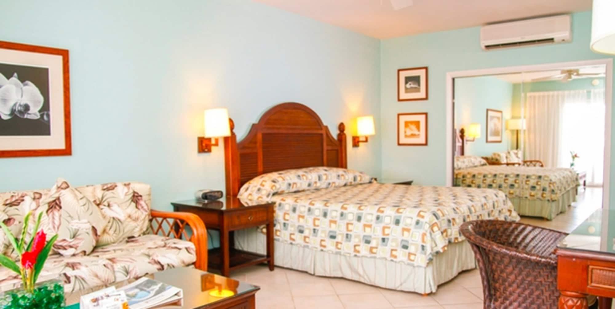 Trade Winds Hotel Golful Dickenson Exterior foto