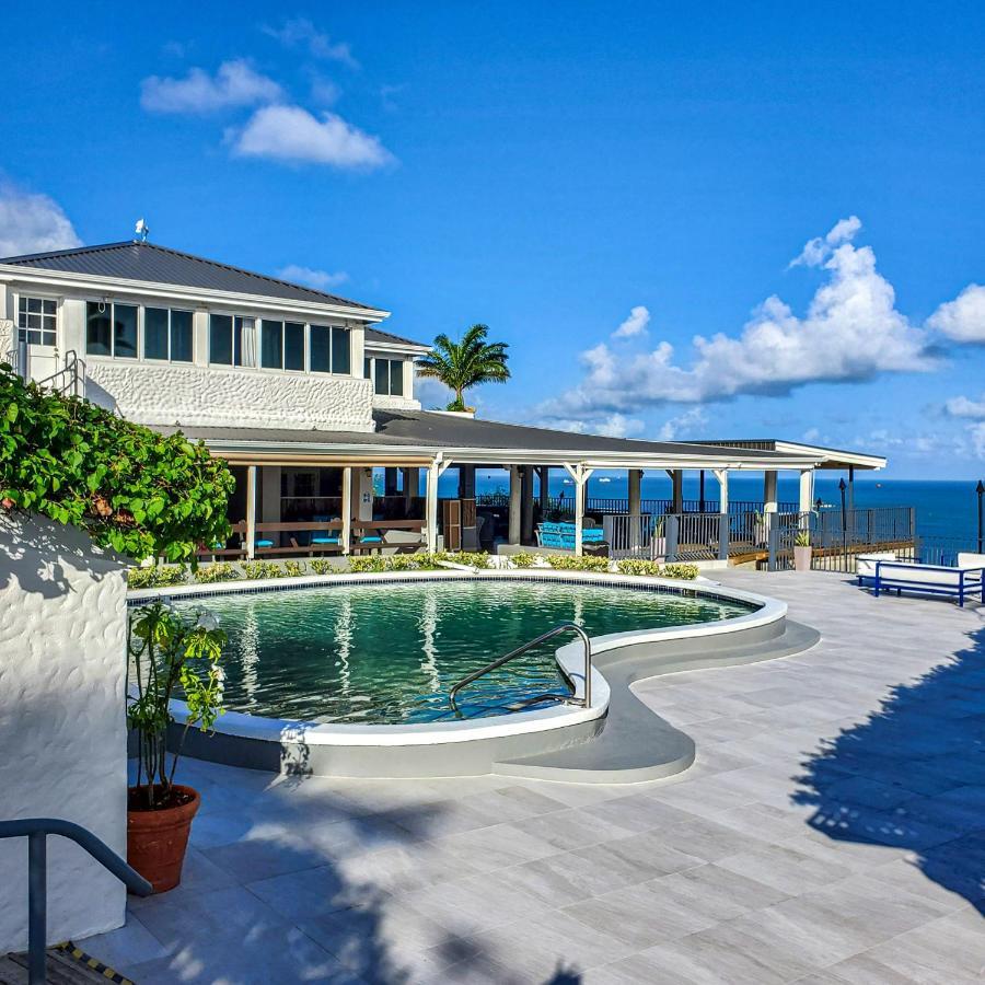 Trade Winds Hotel Golful Dickenson Exterior foto