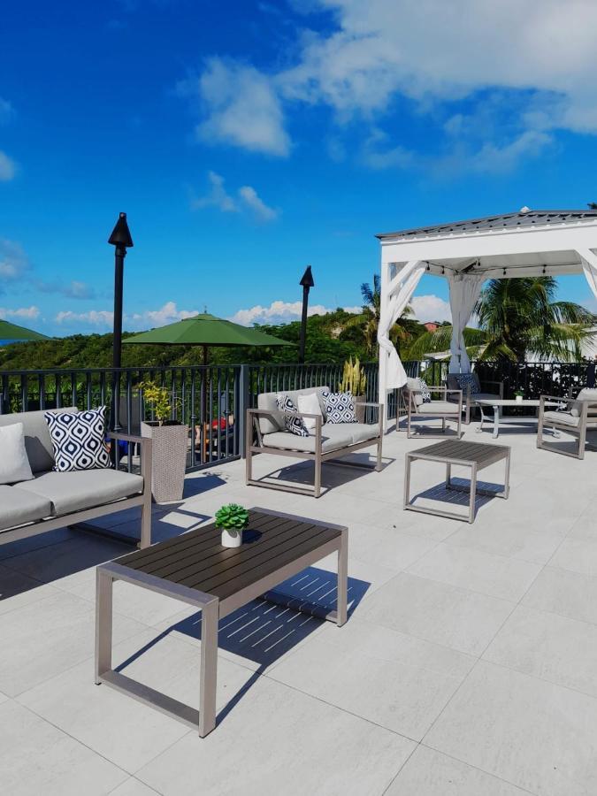 Trade Winds Hotel Golful Dickenson Exterior foto