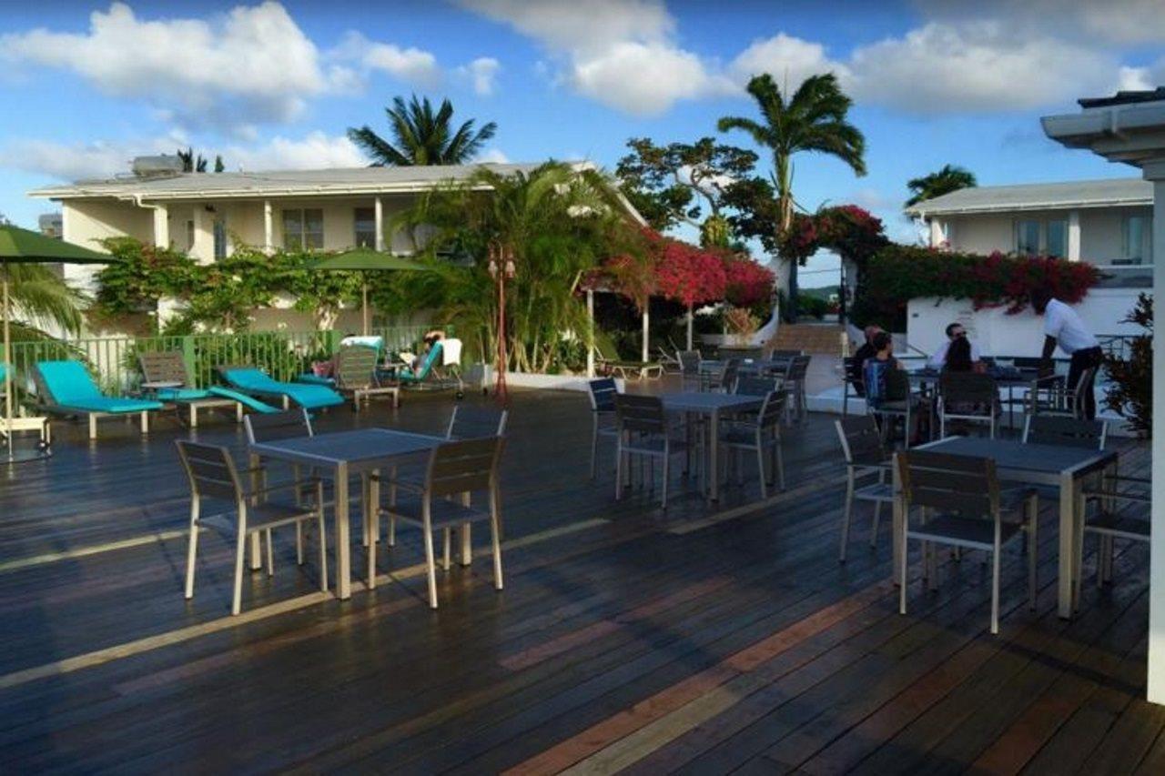 Trade Winds Hotel Golful Dickenson Exterior foto