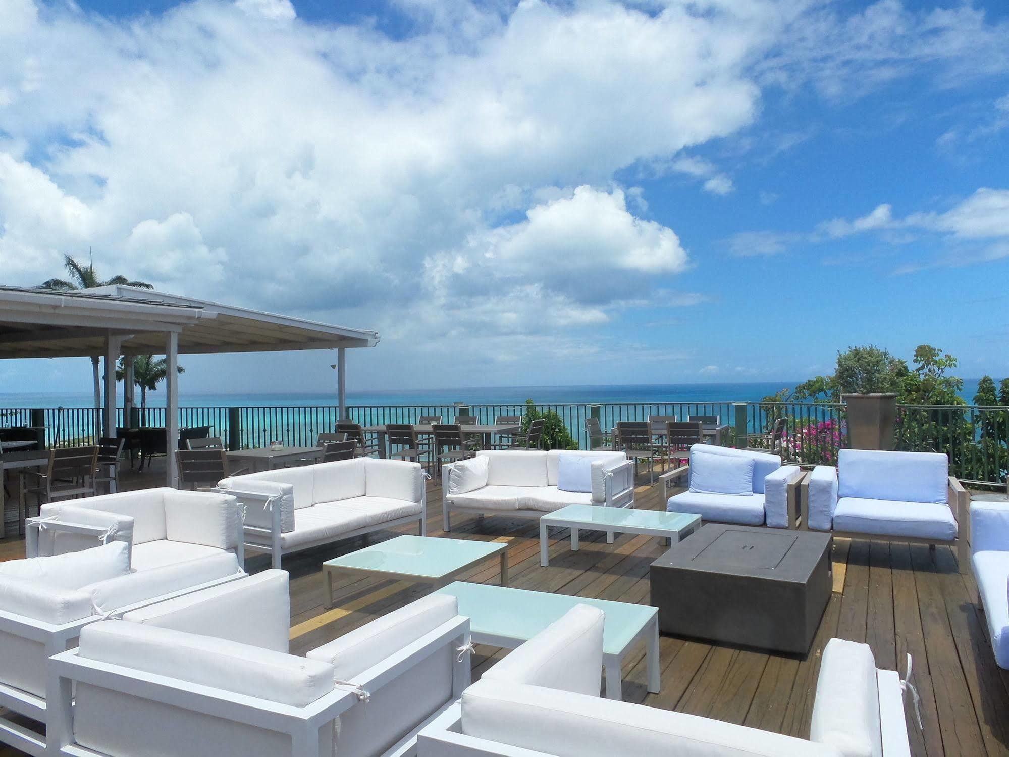 Trade Winds Hotel Golful Dickenson Exterior foto